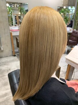 トゥーヘアー(too hair) パールグレージュ×ベージュカラー[西葛西/西葛西北口]