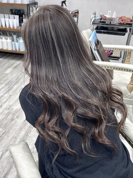 ベルヘアーデザイン 堺東(Belle hair Design) コントラストハイライト/外国人風/レイヤーカット/堺東