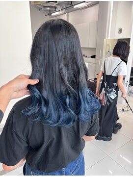 アライブ ハラジュク(ALIVE harajuku) 【ALIVE 夕貴】色落ちグレーのブルーグラデーションカラー