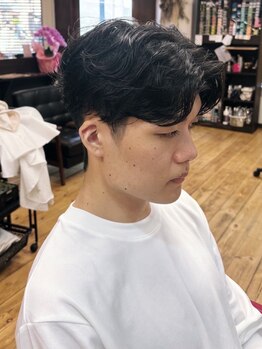 美容室 賀流。の写真/《ON/OFF切り替えスタイルを実現★》カジュアルにもビジネスにも幅広く対応しつつ、2wayスタイルも可能◎