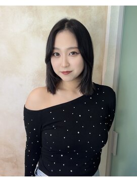 ラ ヴィ ベル(La vie Belle) ミディアムレイヤーボブ