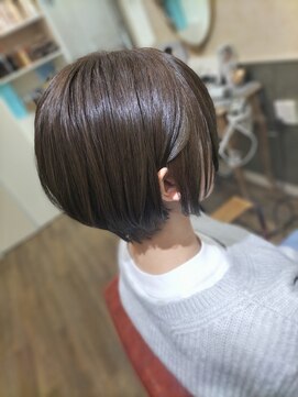 ステアー(stair) 骨格修正×ショート×白髪ぼかし【大宮】