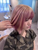 ユイバイラドンナ(Huit by LADONNA) くびれレイヤー/サイドテール/レイヤーショートボブ