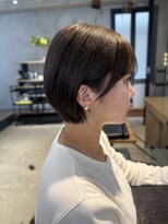 ニーイチイチ(211)&nbsp;ショートボブ/大人ショート