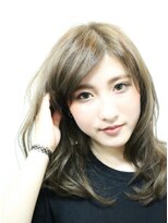 デコヘアー(DECO HAIR) 「THROW スロウ」アイスアッシュベージュ。