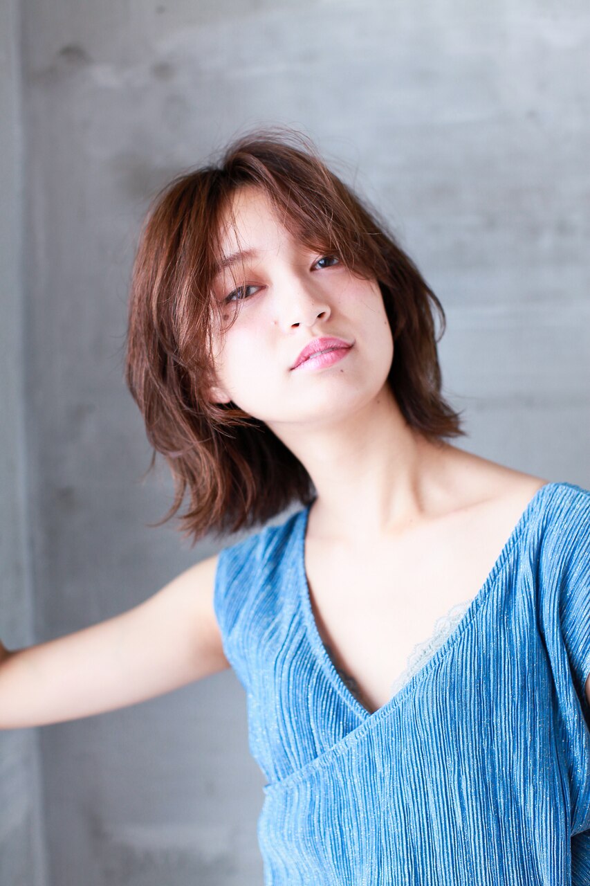 【お得な】　カット+カラー＋ 極上デイジートリートメント￥15850〜