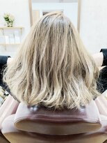 アイズム(I’sm)&nbsp;ホワイティパールカラー [20代]