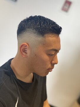 ビギンプラス(BEGIN +) スキンフェード