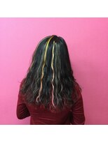 ヘアーサロン チェリー(Cherry) 派手色インナーカラー