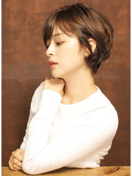 シアンデルカ(CYANDELUCCA) 黄金比率☆ひし形ショートボブ