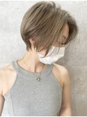 ミルクティーベージュショートカット