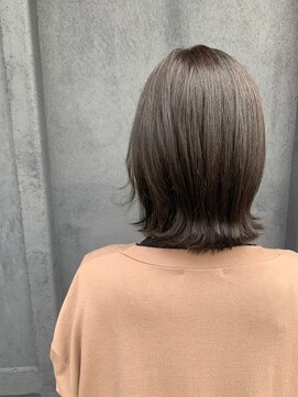 ニュートライズ(NEUTRIZE) 外はねボブ