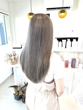 イロアイ(iro I) ホワイトグレージュ