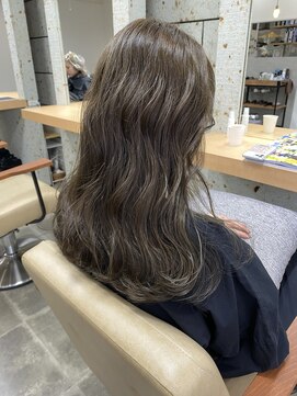 シンス(Since) オリーブベージュ/ブリーチなしカラー/ロングスタイル