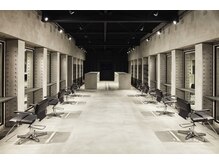アルケティップ(ARCHETYPE)の雰囲気（特別な空間でヘアデザイン、ヘアケア、選りすぐりの商品も◎）