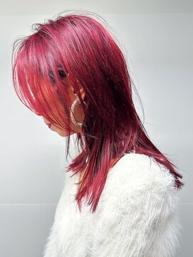 サロウィン 原宿イルサリチェ(SALOWIN) レイヤーカット/ワインレッド