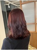 ピンクベージュ