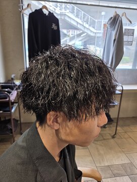 ライズ 綾瀬店(RISE) 足立区綾瀬ツイストスパイラルパーマ