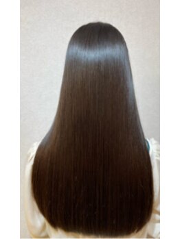 リラックスできる居心地の良い空間で、あなたの美しさを引き出します♪自信に満ちた輝く美髪へ導きます。