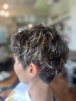 ピスパロ(PISPALO)&nbsp;緩めショートパーマ＋ハイライト