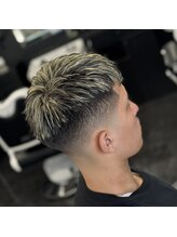 ゴールドグローバーバー(GOLDGLOW BARBER)&nbsp;クロップスタイル×ブリーチメッシュ