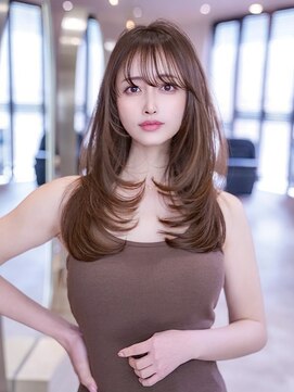 ケアリー 流山おおたかの森(Carelly) デザインカラー/レイヤーカット/ウェットヘア/オリーブベージュ