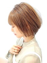 アイビー(Ivy)&nbsp;伸ばしかけの方にオススメのショートボブ