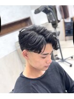 オアゾバーバー(OAZO BARBER)&nbsp;メンズ/ショート/フェード/ニュアンスパーマ/センターパート