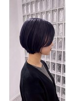 ロイロ(LoiLo) ショートヘア×ブルーブラック 【MAI】