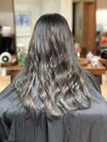 アヤメ(ayame)&nbsp;【ayame大泉学園】グレージュカラー＿巻髪＿艶髪＿tokio_透け感