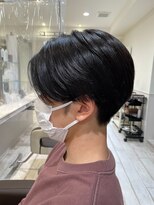 アッシュ 武蔵小杉店(Ash) ストレートヘアで作るマッシュショート