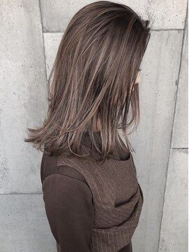 ルモア(RUMOR) Rumor×ハイライトカラー【大人のピンクグレージュ】