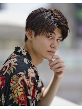 リアライズ(REALIZE) ショートアップバング