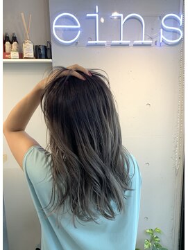 アインス 高田馬場(eins) グラデーションカラー/ルーツカラー