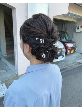 プレデフリュー 北白川本店(PUREE de FLEURS) 着物にもドレスにも合うヘアアレンジ
