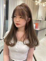 リリー(Lilley) (lilley内堀)韓国ヘア×レイヤーカット×ベージュ