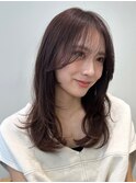 顔周りレイヤーカットくびれヘアミルクティーベージュカラー