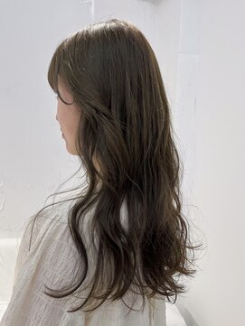 シーン(scene) 透明感　Olive beige color