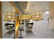 ミツマル イオンモール京都桂川店(MITSUMARU)の雰囲気（広々とした空間でゆっくりとした時間を過ごせます。駐車場◎）