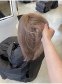 ミルクティーベージュ