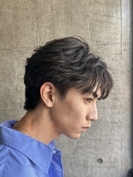 ラヴィズムバイフィフス(LUVISM by fifth) フェザーパーマフェザーショートセンターパート新潟メンズパーマ