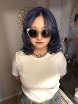 チャプター 問屋町(chapter)&nbsp;ケアブリーチラベンダーブルーカラーミディアム顔まわりレイヤー