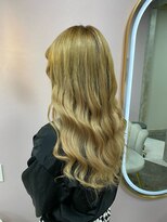 ガルボ ヘアー(garbo hair)&nbsp;艶髪　ハイトーンカラー　韓国風カラー