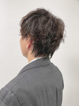 ジェナ(Jena) メンズナチュラルパーマ スパイラル 縦巻き