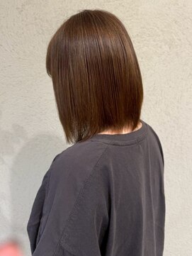 美々百花 ザスパ(美々百花 theSPA) ブラウンベージュカラー 髪質改善 透明感カラー ヘッドスパ 20代