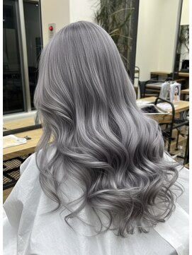 ベル 表参道Terrace(Belle) スモーキーカラー/ホワイトシルバー/ハッシュカット/髪質改善