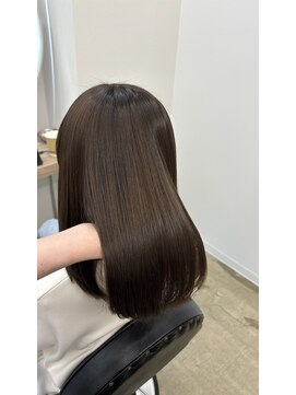 シキ サカイテン(SHIKI) レイヤー×透明感オリーブ