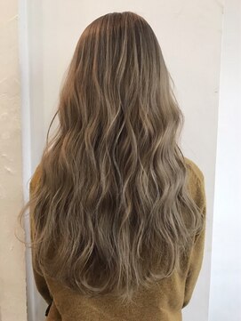 アンベリール 大名(Embellir) 【キャンペーン】傷まないRブリーチ＋カラー＋カット 13000円