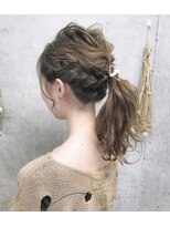 リノ 吉祥寺(Lino kichijoji)&nbsp;パーティーで人と被らないお呼ばれポニーテール