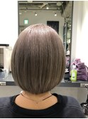 ツヤサラボブ＋プラチナブロンドアッシュ　代表朝長